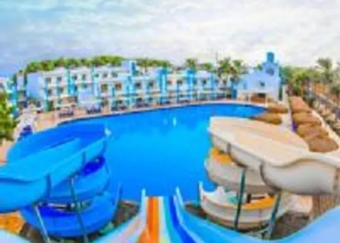 Mirage Bay Aquapark Ghada Aparthotel 3*