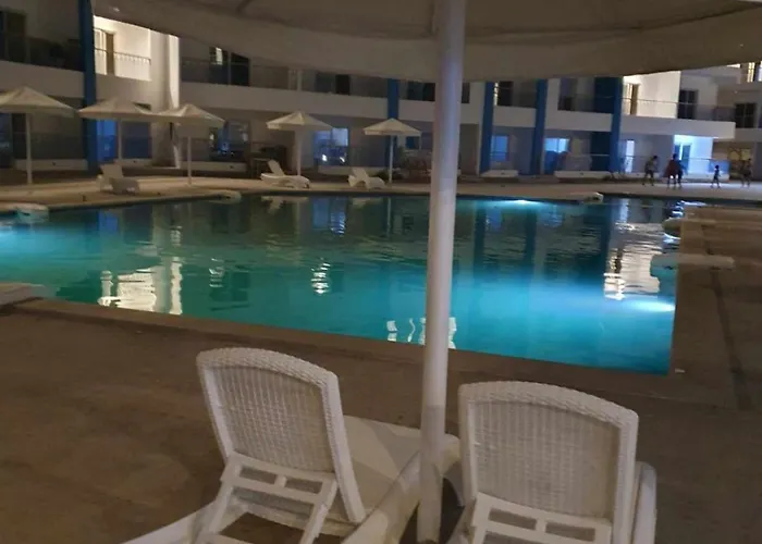 Mirage Bay Aquapark Ghada Aparthotel 3*